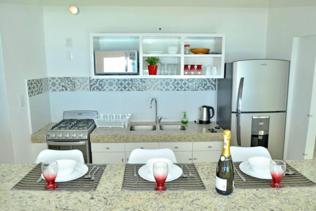 Ar Ocean View Apartments Isla Mujeres Dış mekan fotoğraf