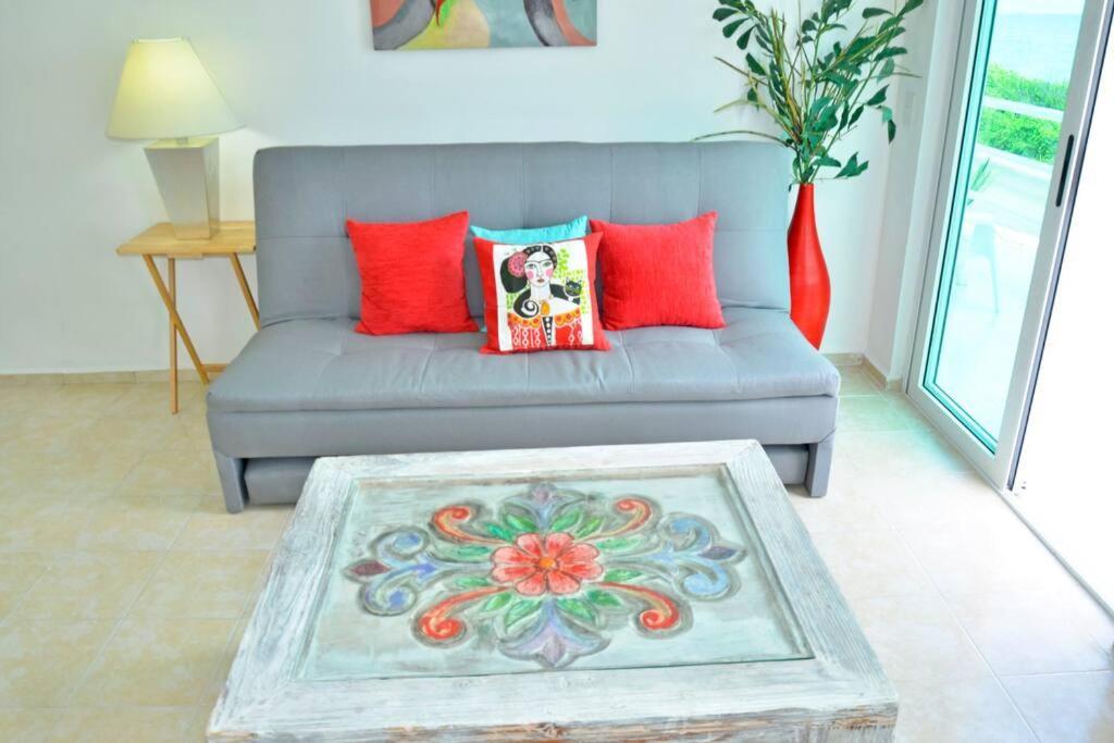 Ar Ocean View Apartments Isla Mujeres Dış mekan fotoğraf